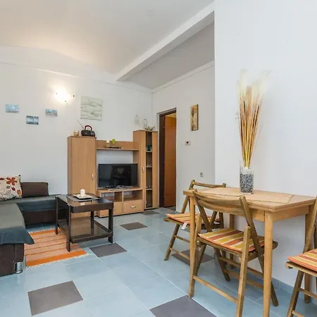 Horvatic Apartment Vir
